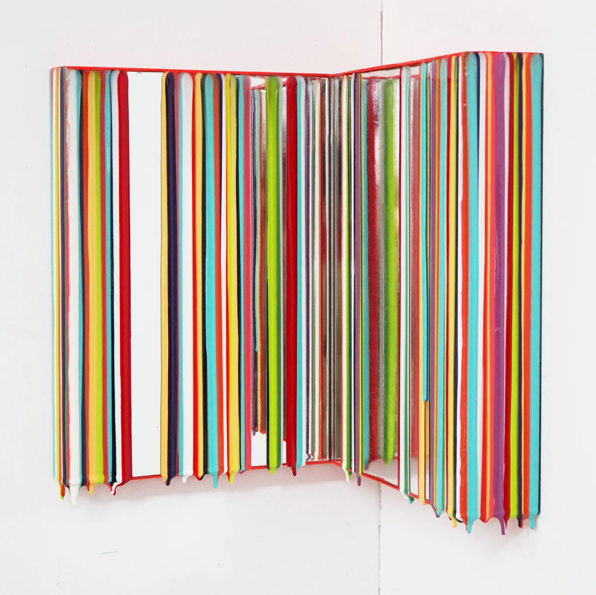 Trace of Sans, 35x31,35x28cm, Acrylic,mirror & resin on panel,2021 (3).JPG